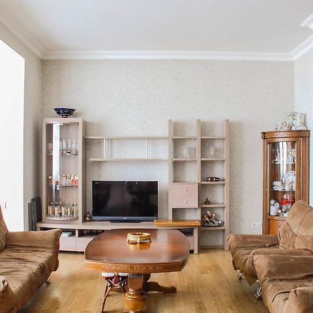 Dako Apartment ティビリシ エクステリア 写真